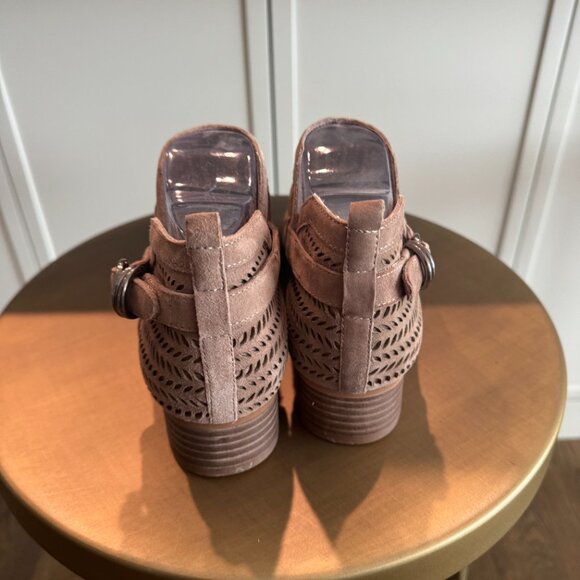 NEW Vince Camuto 'Campina' Bootie boot shoes size 9 39 Nordstrom - Picture 4 of 7